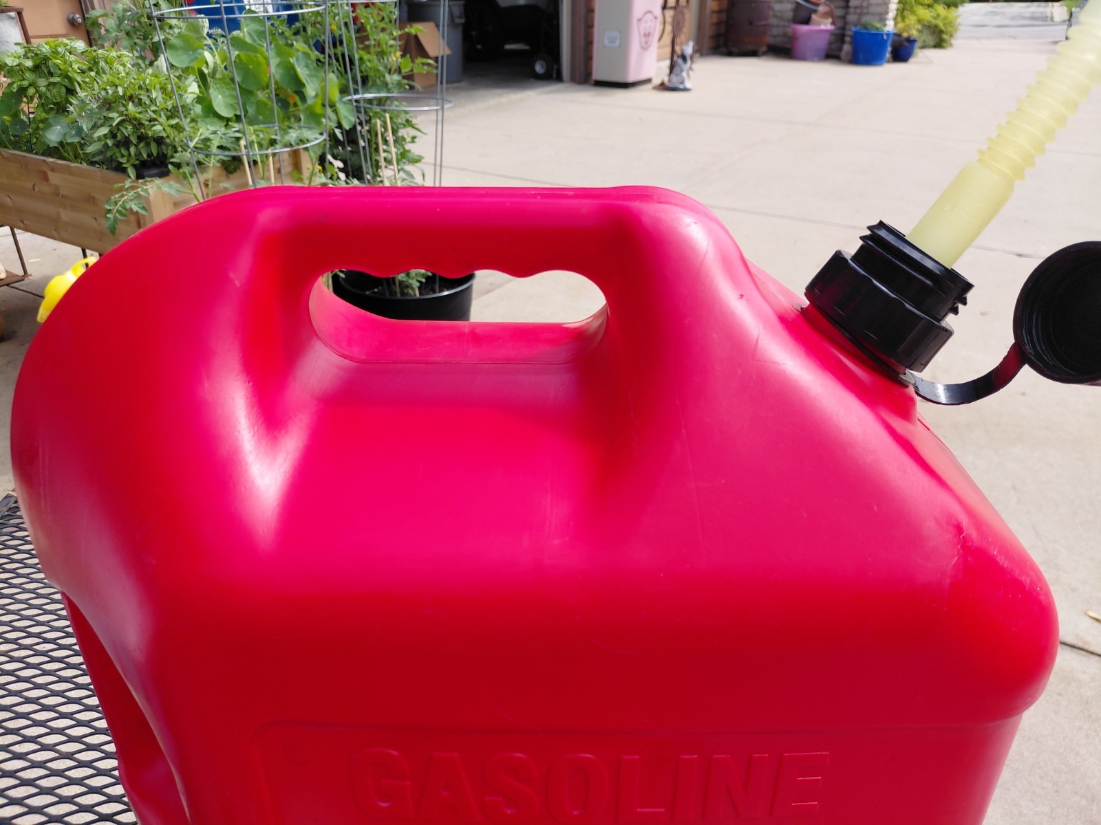 Vintage PreBan Vented Blitz Five (5) Gallon Gas Can Complete #11833 Ships FREE!