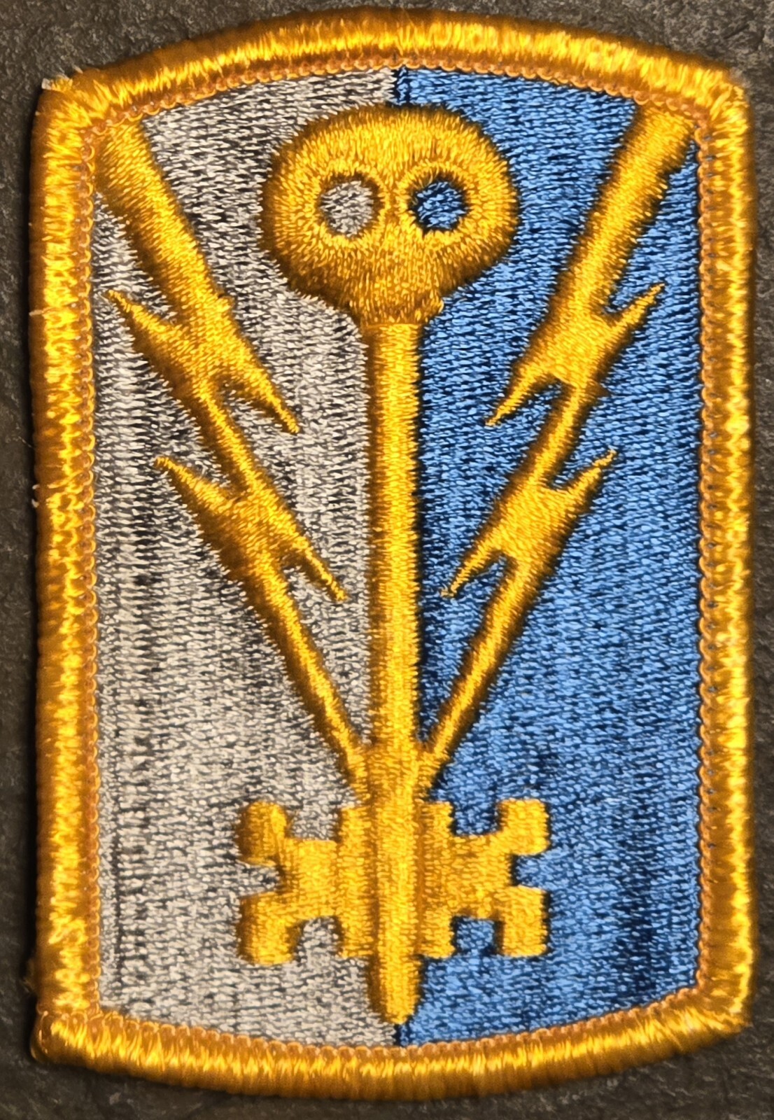 US Army 501st Military Intelligence MI Brigade 3″ uniform patch COLOR DRESS VTG
