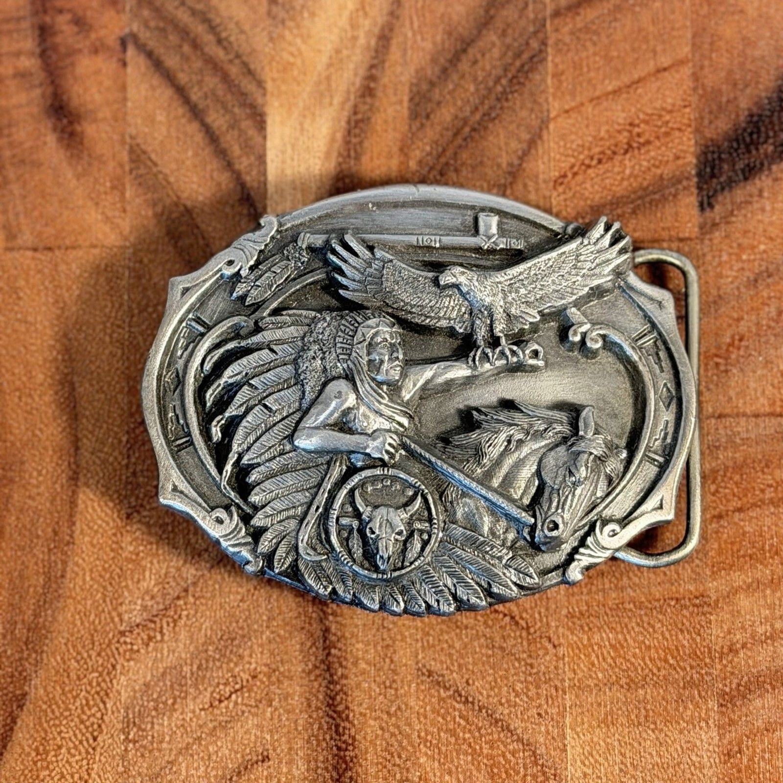 Chief Eagle Feather 1989 Pewter Belt Buckle American Indian USA Headdress Horse