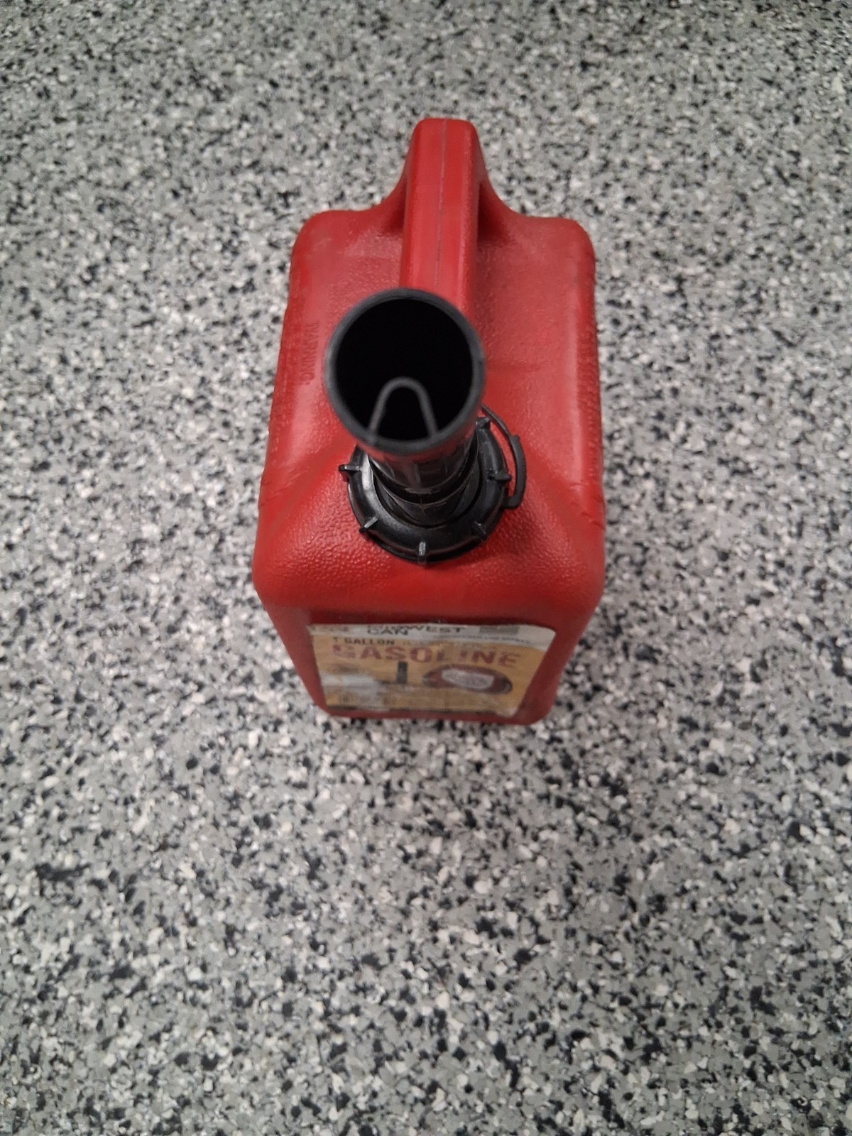 Auto Shut Off Gas Can 1 Gallon Capacity Red Fuel Container Spout – Used