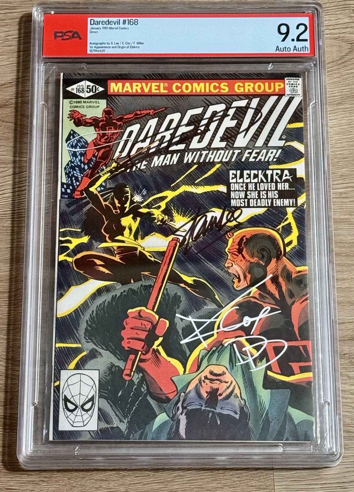 DAREDEVIL # 168 ,1st ELEKTRA SIGNED STAN LEE, CHARLIE COX & FRANK MILLER PSA 9.2