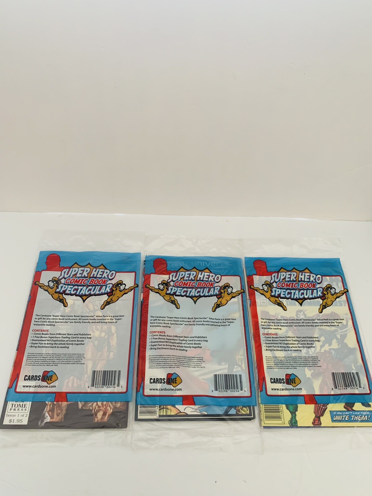 Super Hero Comic Book Spectacular *Super Hero and Super Villain Edition* 3 TOTAL