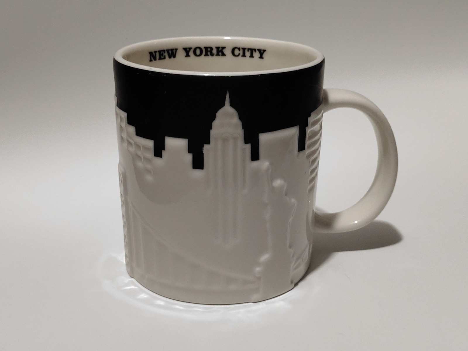 Starbucks New York City Collector Series mug 16-oz (473 ml), 2012
