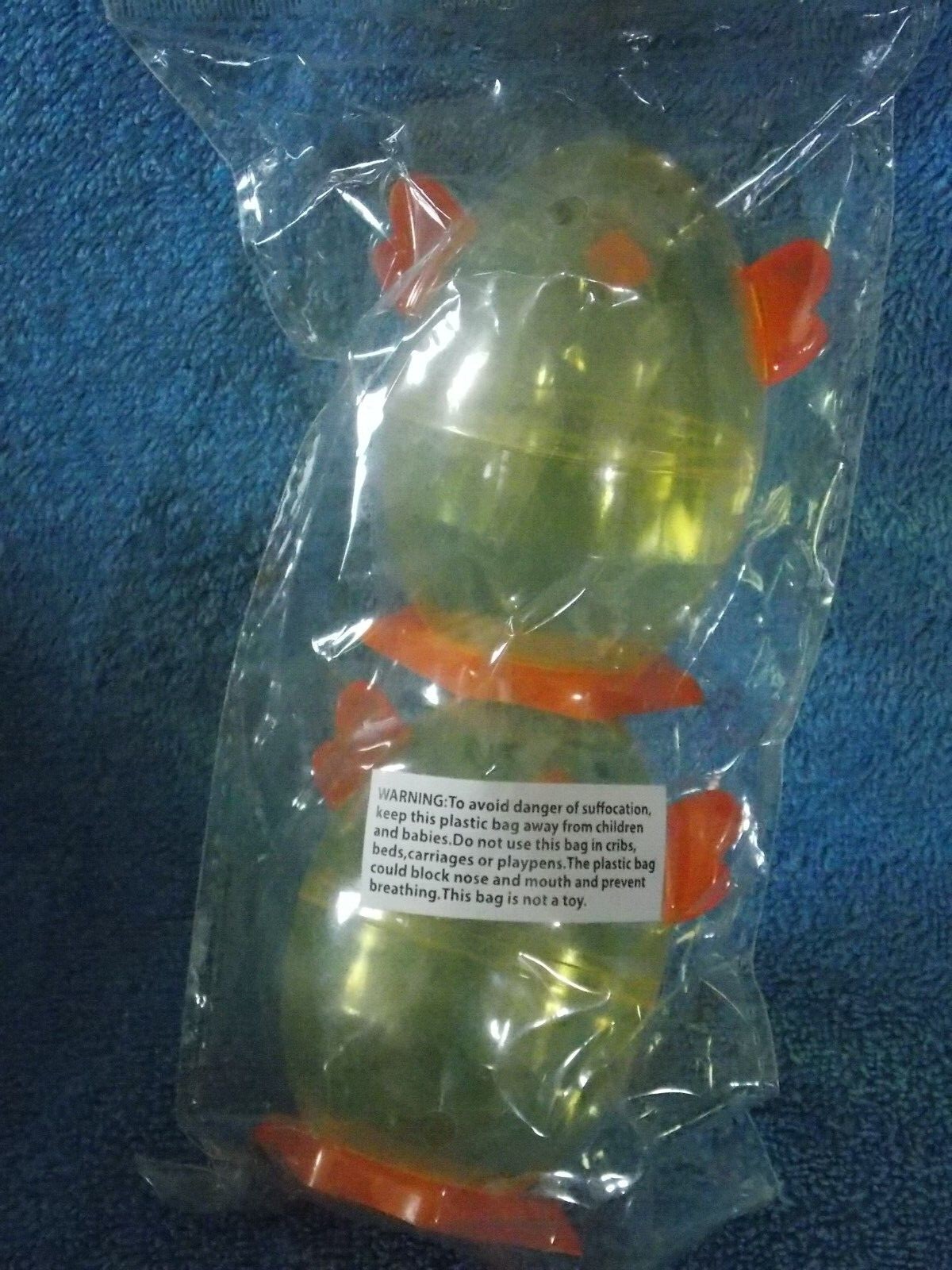 DGI Devrian Global Industries 2010 New Set 2 Chick Decorative Easter Containers