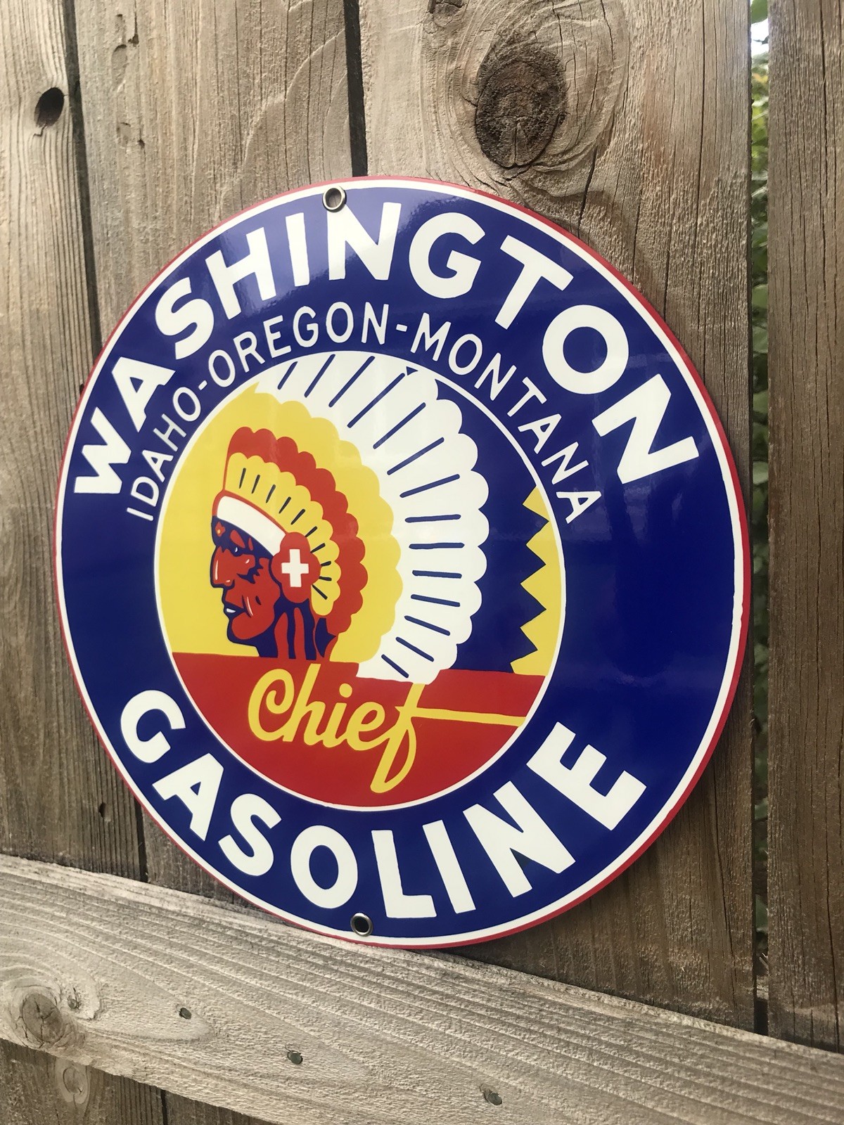 Washington Chief Idaho Oregon Montana gasoline vintage round metal sign