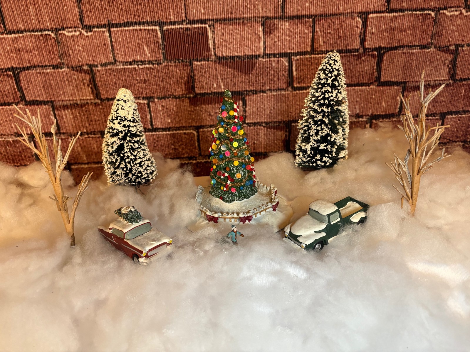 Norman Rockwell’s Christmas Village “Christmas Trees and Accessories” #79535