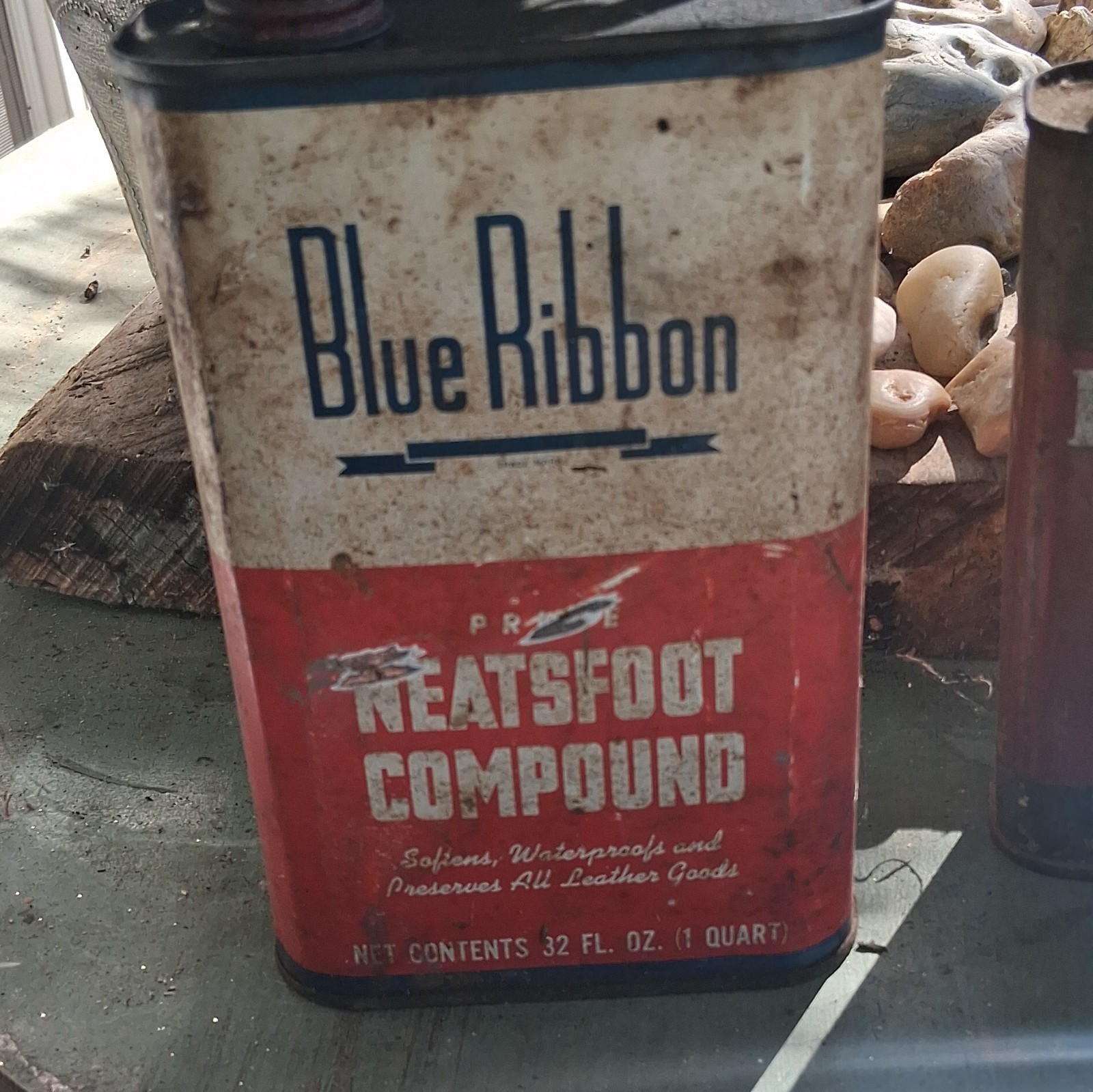 1 Quart Meets Foot Compound Can Vintage Tin