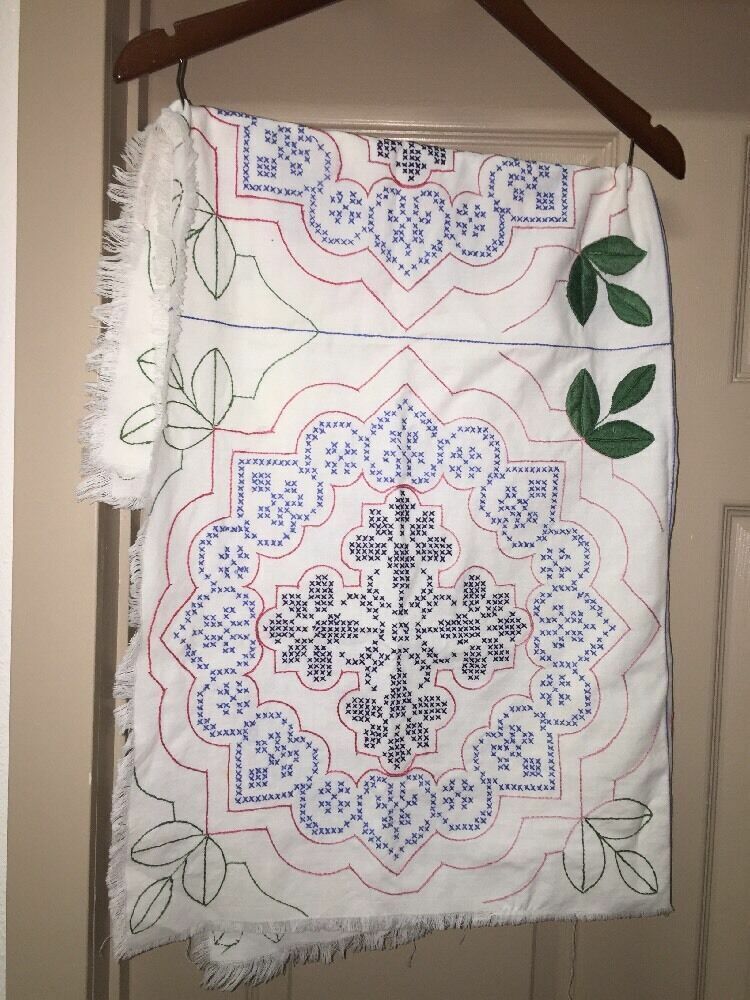 Embroidered 36×36 Card Table Cover Handcrafted Cross Stitch Tablecloth A399