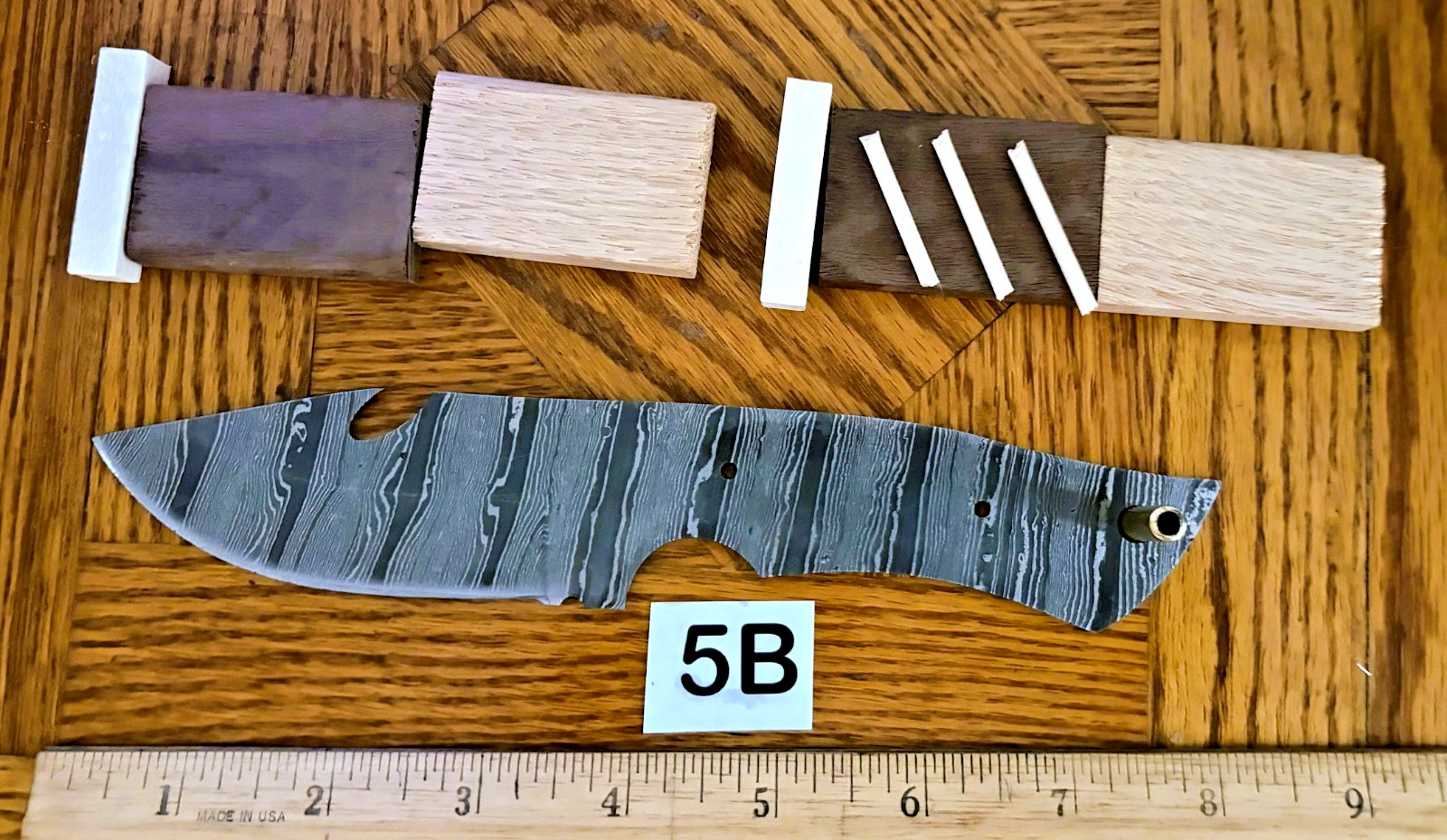 KIT FOR DAMASCUS STEEL HUNT/SKIN KNIFE WITH GUT HOOK- MATERIAL FOR HANDLE #5B