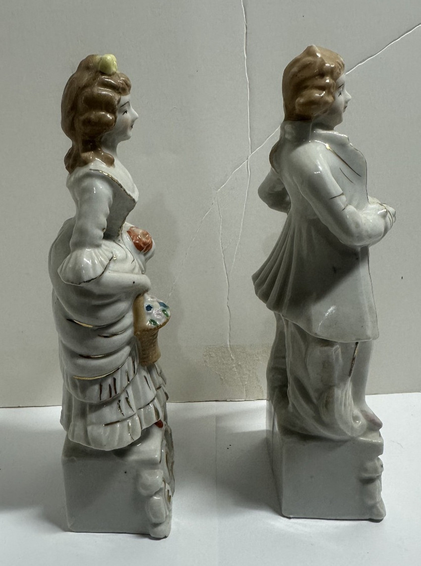 Vintage Porcelain Figurines Victorian Man and Woman Couple 6 1/2″ Japan