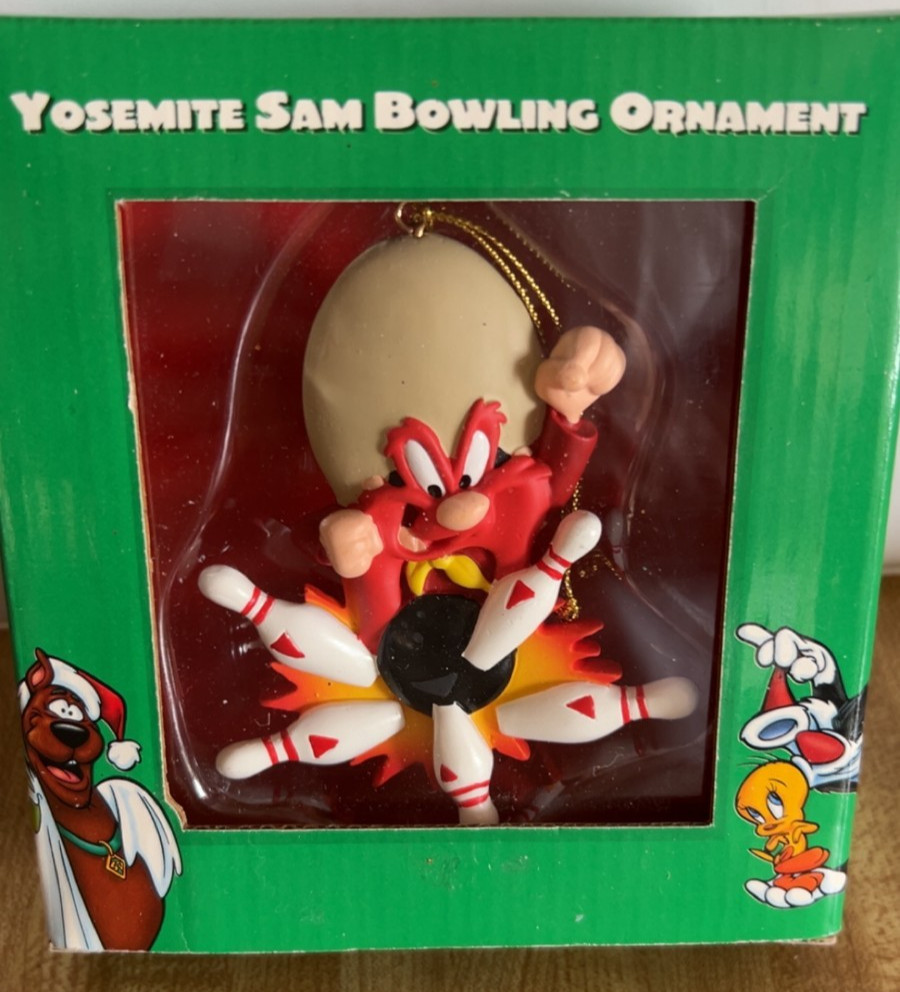 VTG ’98 Yosimite Sam Bowling Christmas Ornament, Warner Bros, EUC