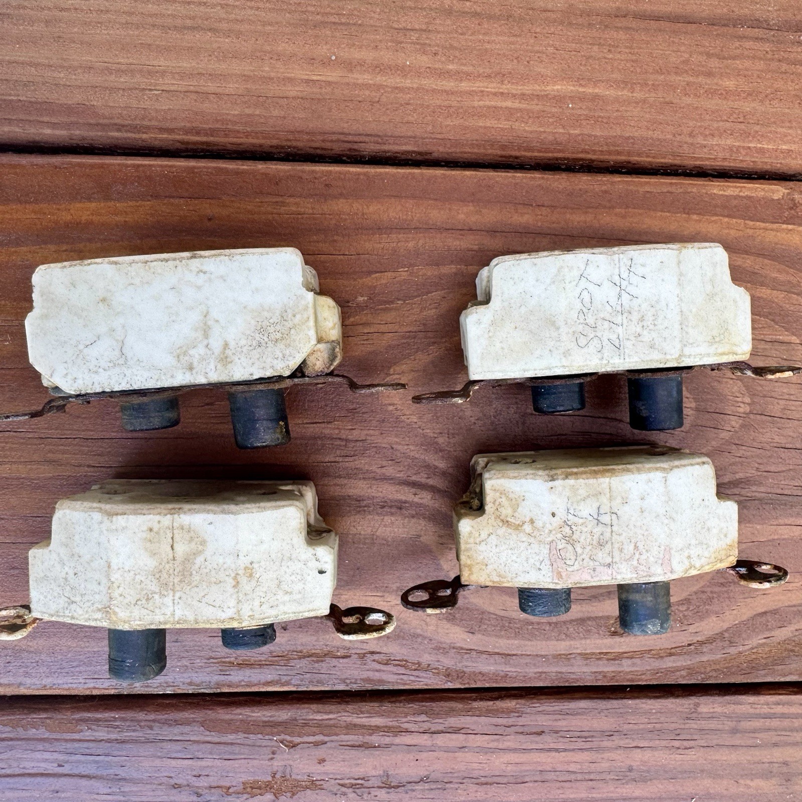 Vintage Arrow Push Button Light Switches & Brass Plates Lot of 4 Untested 1900’s