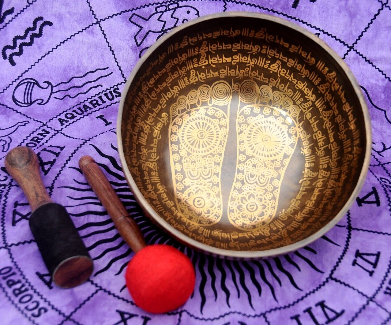 9 inches Diameter Buddha foot carved singing bowl-9 inches Diameter-yoga bowl
