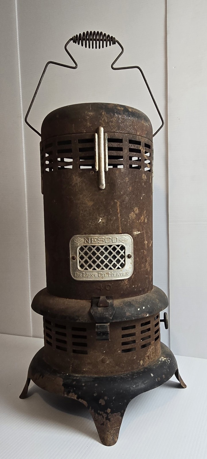 Vintage NESCO Model 40 DeLuxe Oil Heater Antique Kerosene Stove Cabin Decor USA