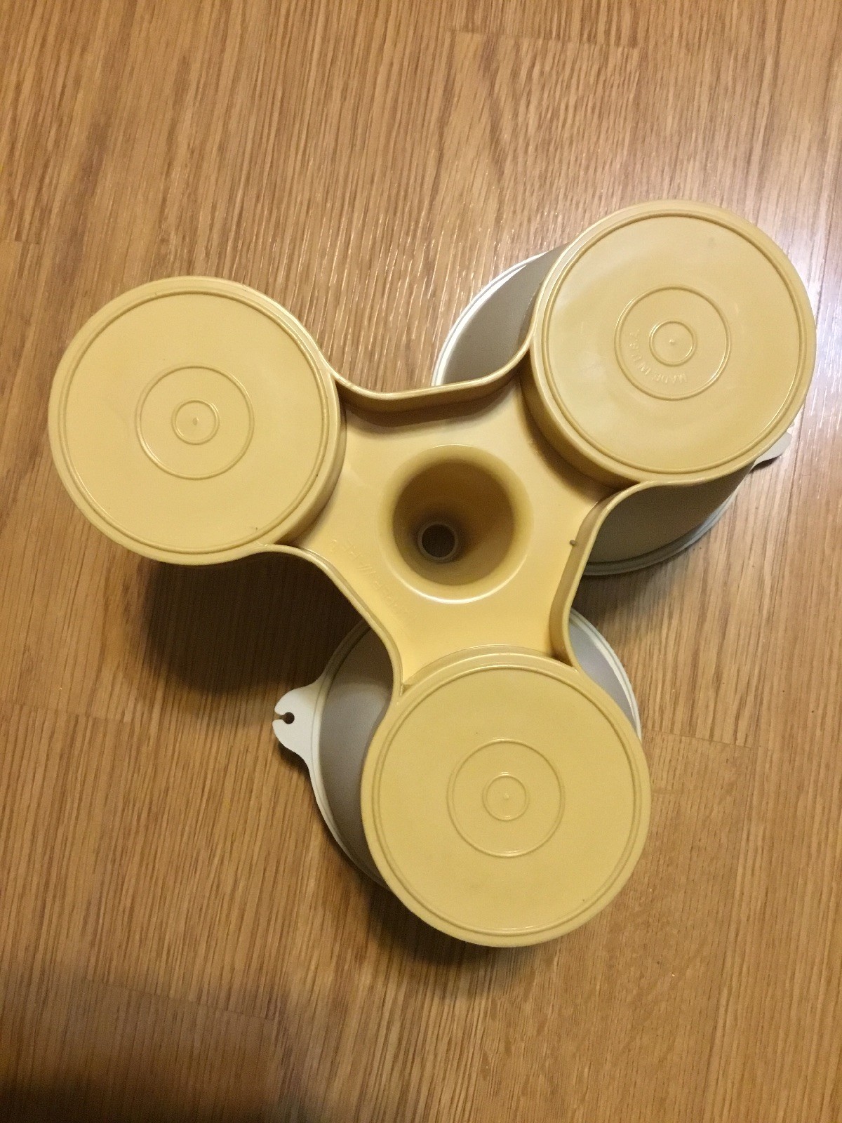 Tupperware – Vintage Serv ‘N Store Condiment Caddy Trio Set Harvest For Parts