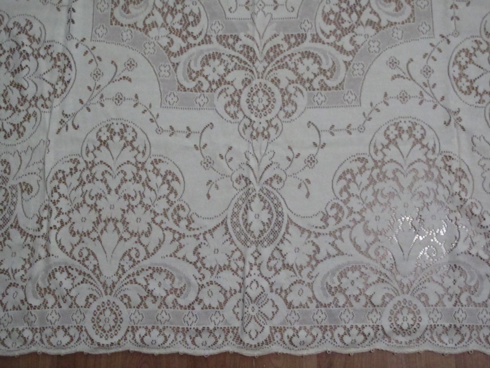 VTG Quaker Lace Pattern 1100 Embassy Oblong Table Cloth 70×50 Cottage Core 1970s