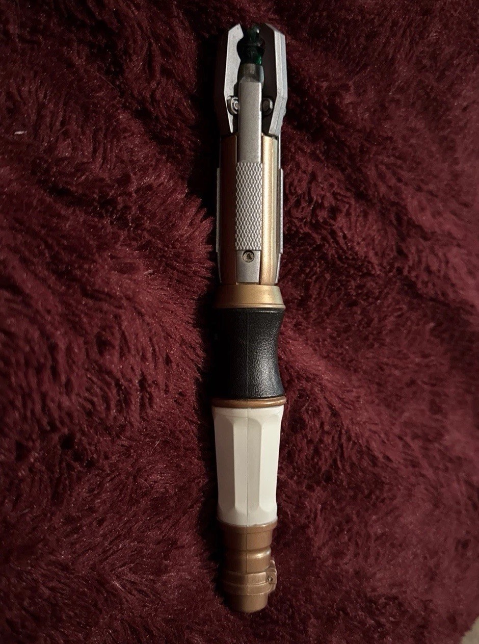 Doctor Who BBC TV The 12th Doctor’s Sonic Screwdriver Extends Lights & Sounds