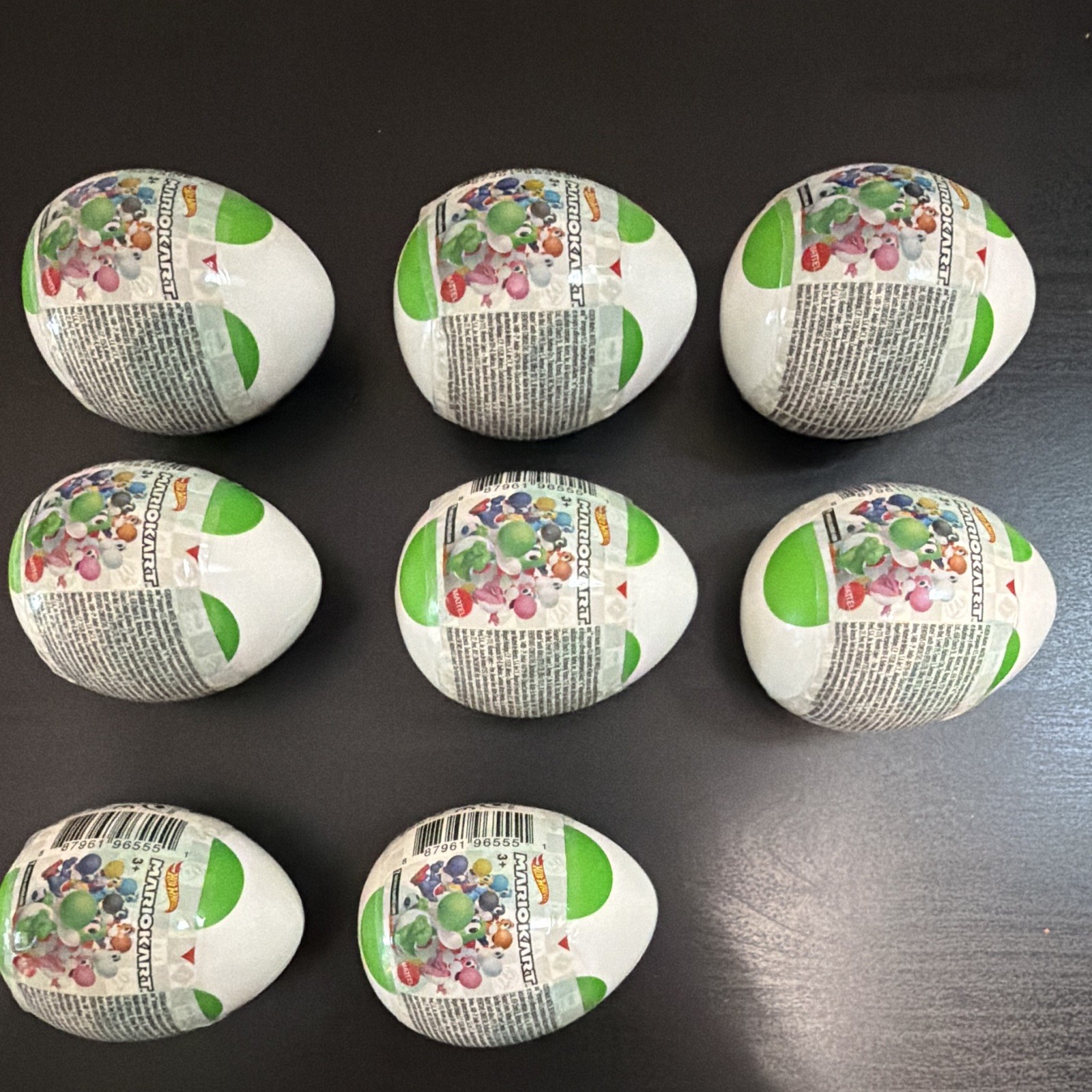 Hot Wheels Mario Kart Yoshi Blind Pack Egg Surprise Toys 8-Pack