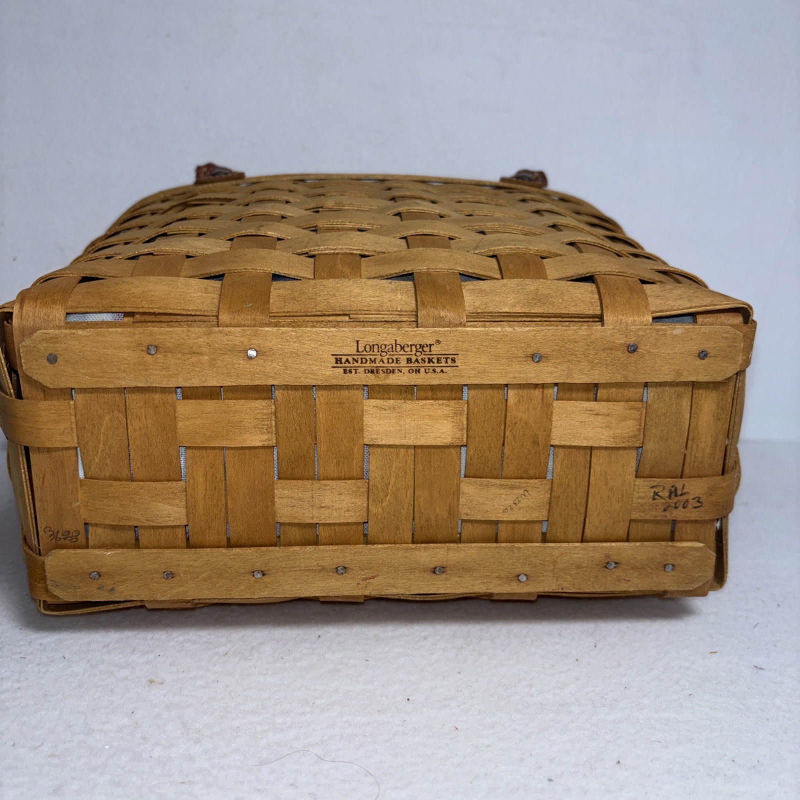 Longaberger Medium Boardwalk Basket With NEW Sunny Day Stripe Zippered Liner