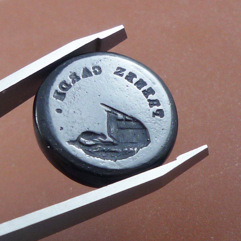 Black Glass Modern Intaglio Seal Of A Mouse Approaching A Trap. Penez Garde.