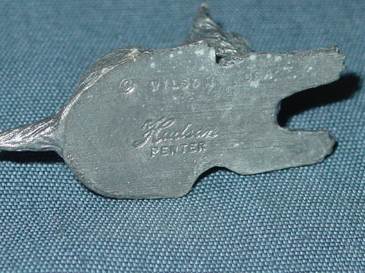 Hudson Pewter Cat Figurine Wilson Vintage Made in USA Miniature
