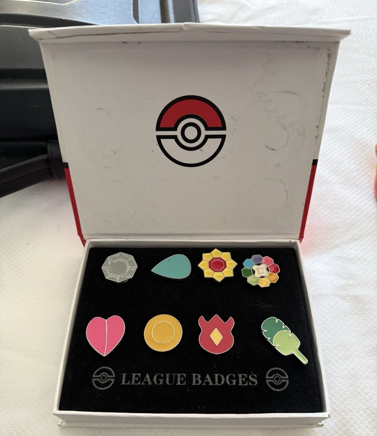 Pokémon League Badges Lapel Pin Set, Metal Multicolor Display Box, Poké Ball