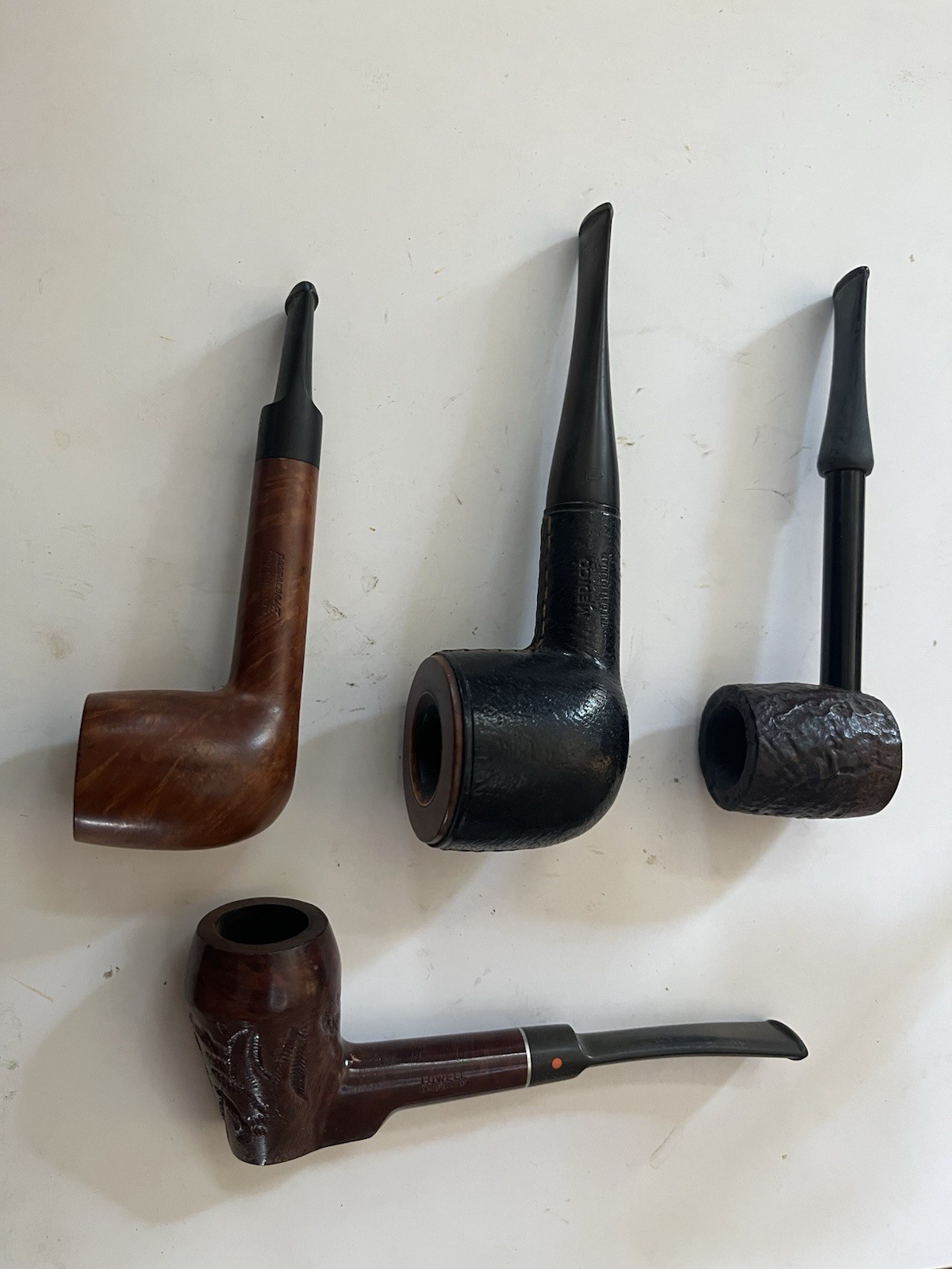 Vintage Smoking Pipes Lot of 8 Various Brands-all In Mostly Good Condition .