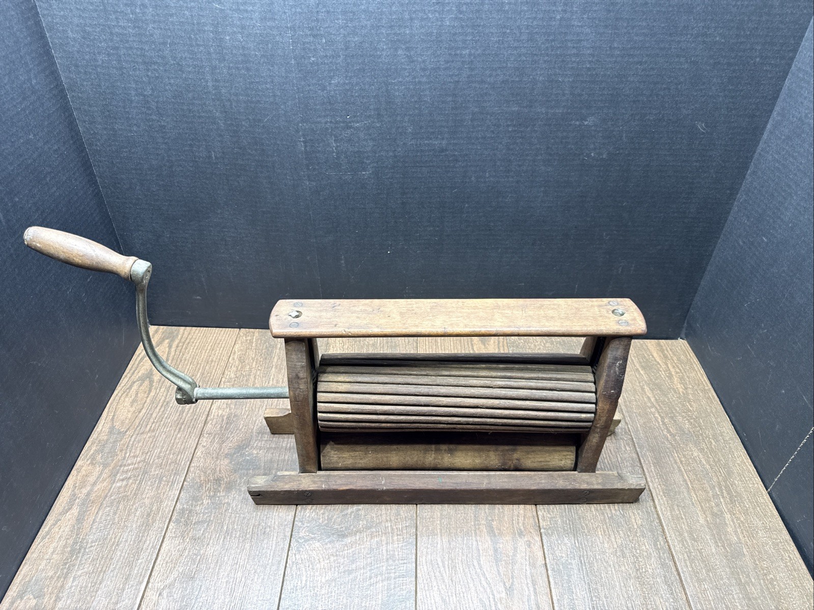 Antique 1800’s Wood Clothes Wringer Laundry With metal Hand Crank