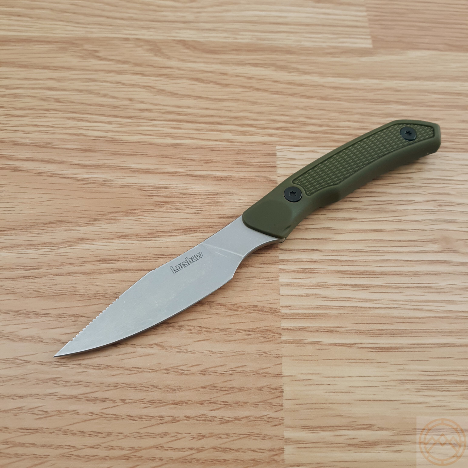 Kershaw Caper Fixed Knife 3.30″ D2 Tool Steel Blade Polypropylene/Rubber Overlay
