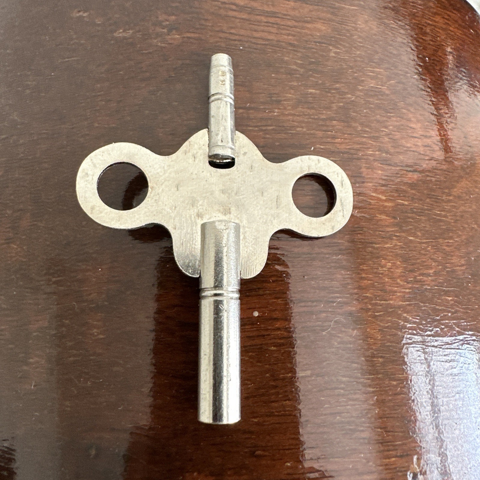 USA Made New Key (only) For New Haven Clock See The Photo Clock Type