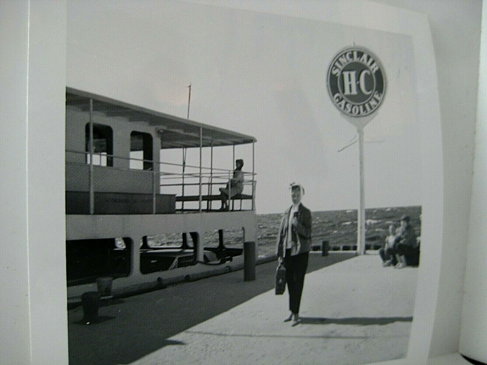 OP771 ORIGINAL found PHOTO 1966 Fish Creek WI Sinclair Gasoline sign by ocean