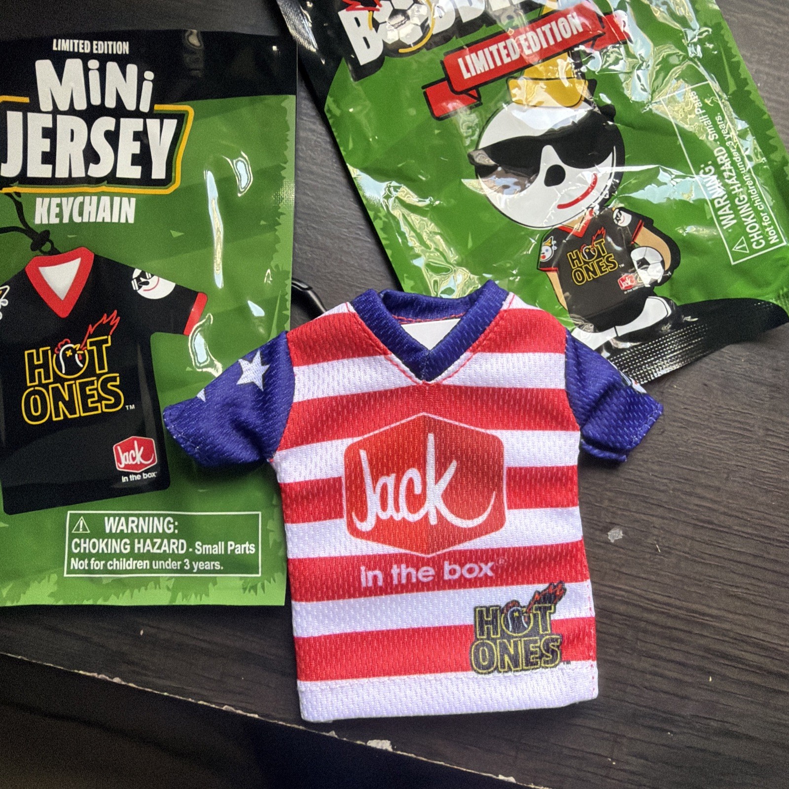 Jack In The Box: Mini “USA” Bubblehead and Jersey Keychain Soccer World Cup