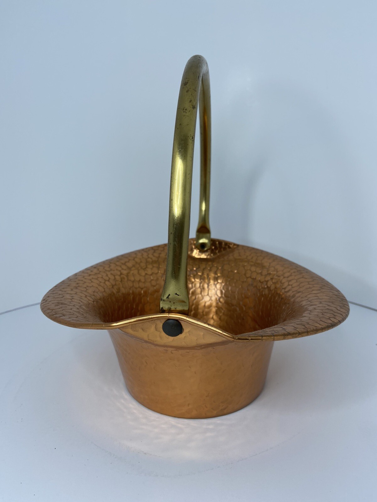 Coppercraft Guild Hammered Copper Basket Bowl Brass Handle