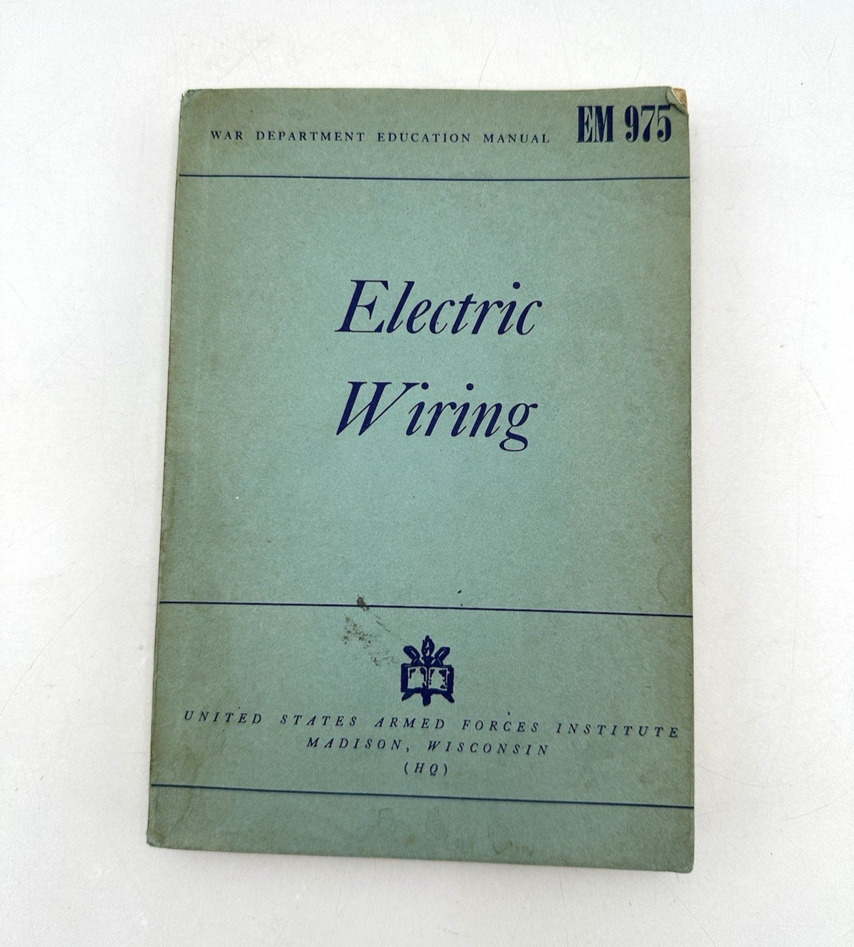 VINTAGE “ELECTRICAL WIRING” TECHNICAL MANUAL EM975 US Armed Forces