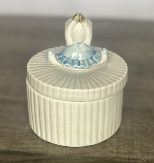 Fitz & Floyd Trinket Box W/ Lid Piggy On Top 3.5” Diameter 4.5” Tall