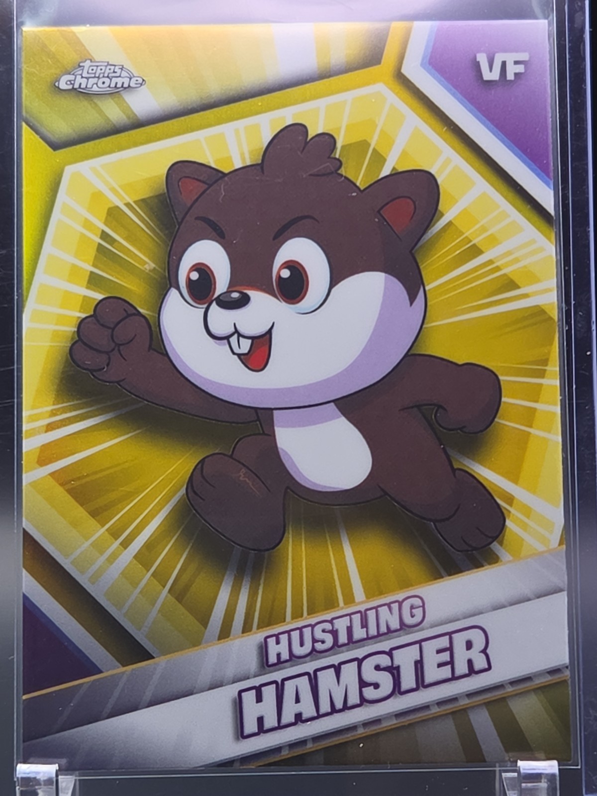 2026 Topps Chrome VeeFriends Hustling Hamster #100 Yellow Refractor