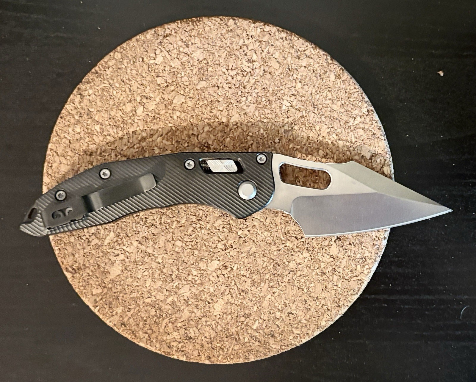 Custom anodized titanium EDC knife – Black – 3.54″ stonewashed D2 blade