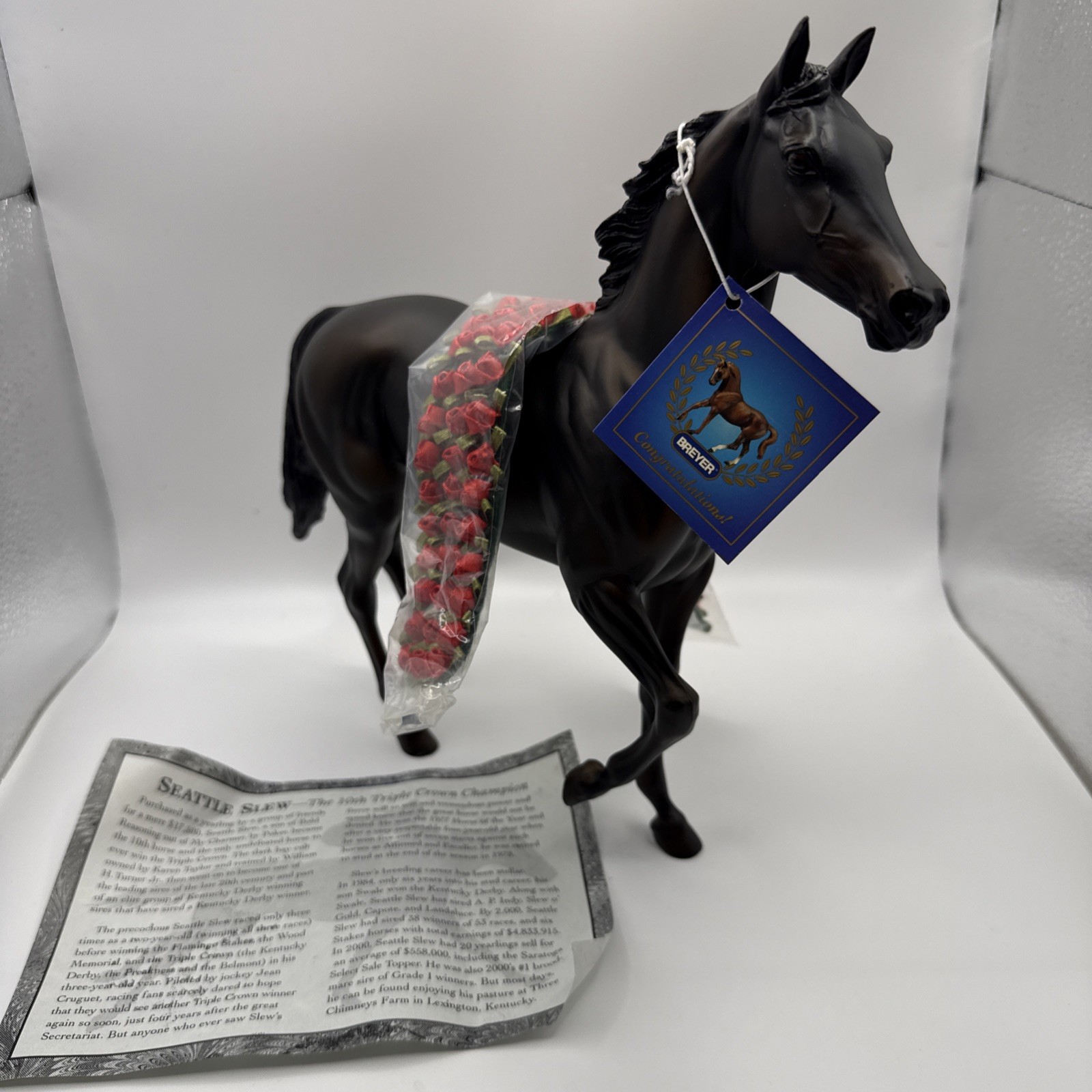 Breyer horse SEATTLE SLEW #474 Triple Crown Champion With Roses