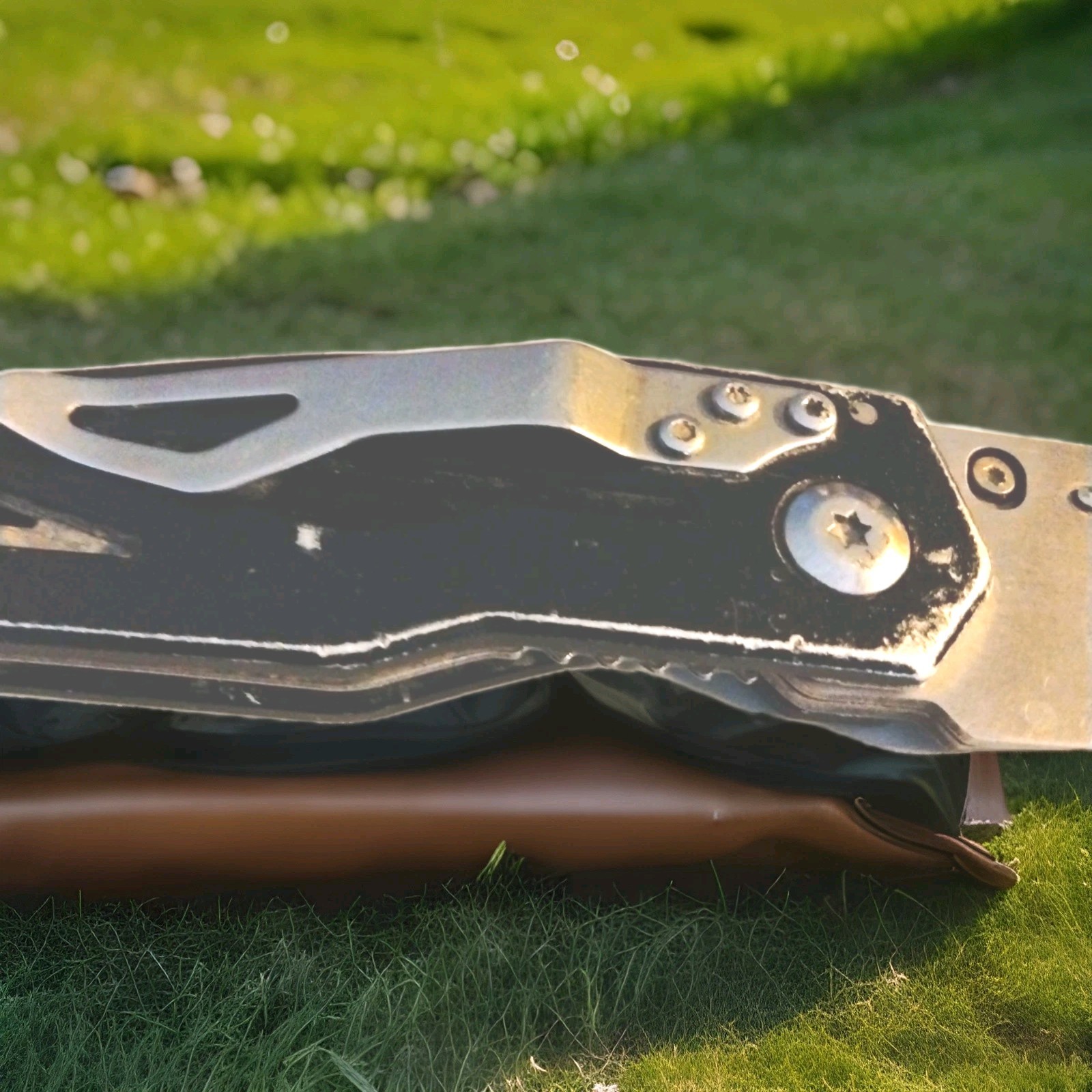 Stanley Folding Utility Knife Black, Steel, 5-3/4 in. L