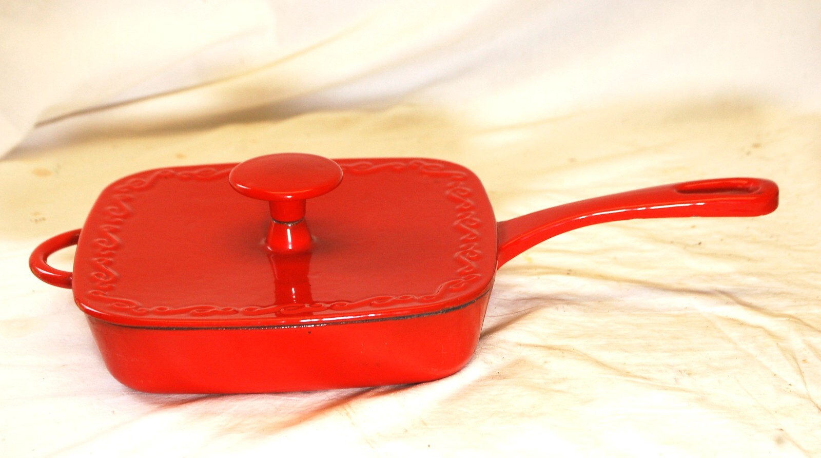 Technique Square Lidded Skillet Red Enamel Coated Cast Iron