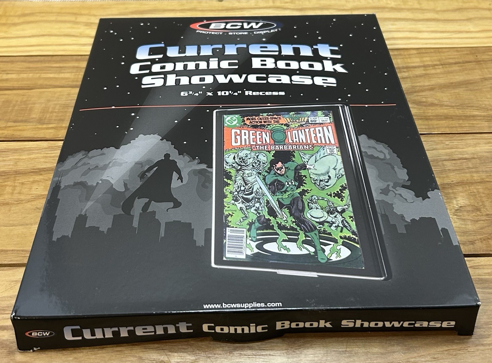 Current Age Comic Book Showcase Display Cases x4 – 6 3/4″ x 10 1/4″ Recess – C