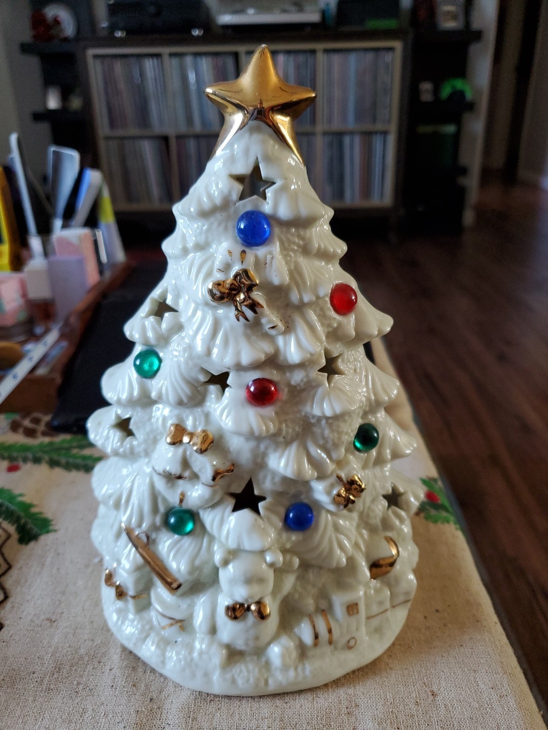 Vintage 9.5″ White Ceramic Gold Leaf Lighted Christmas Tree. Cord Not Included