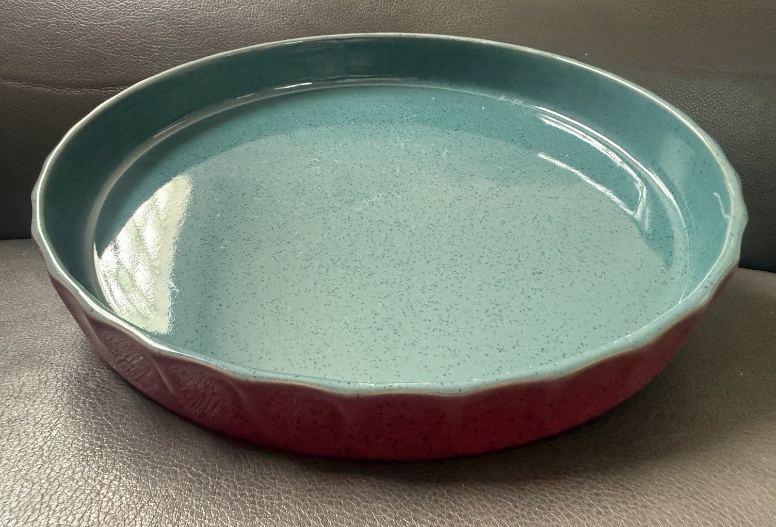 Denby Of England Classics Harlequin Green And Red W/Black Specs Quiche/Tart Dish