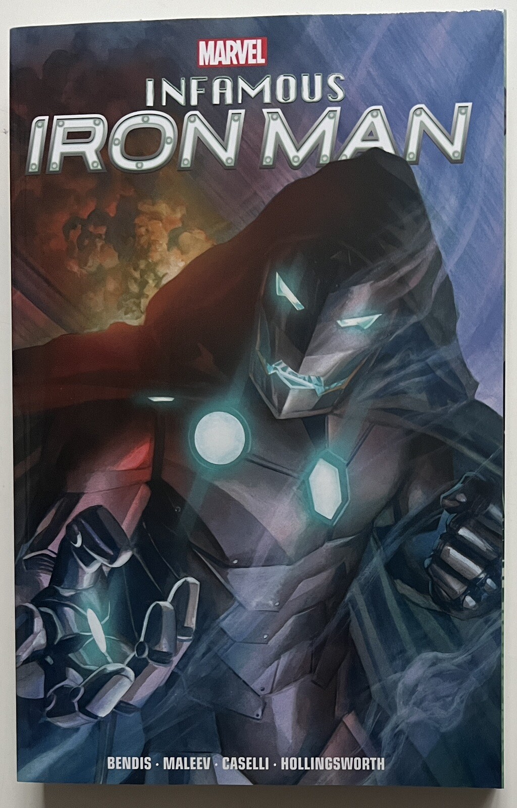 Infamous Iron Man by Bendis & Maleev TPB 2023 Paperback NEW Marvel Dr Doom