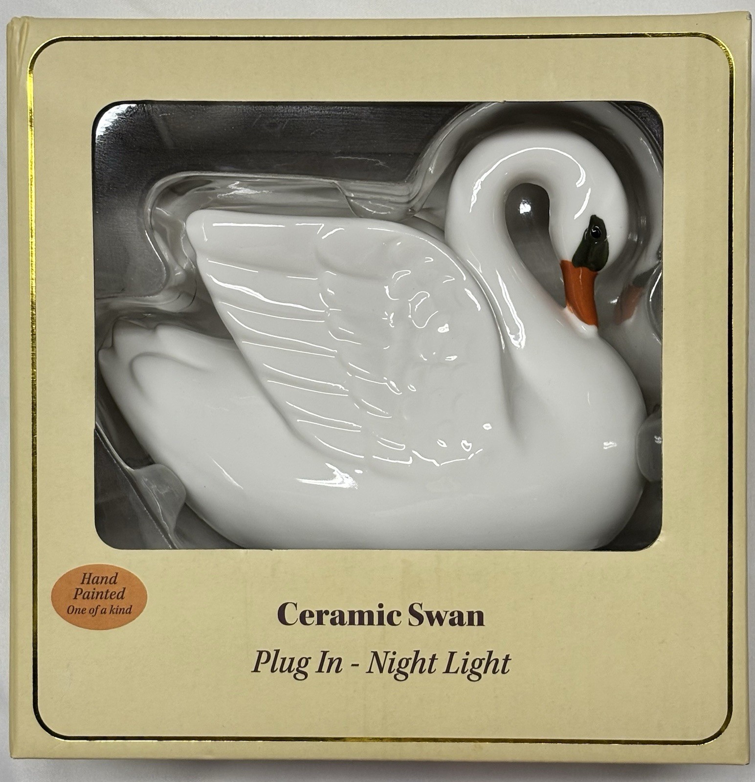 White Painted Ceramic Swan Plug-In Night Light Brand New in Box Bathroom Nursery