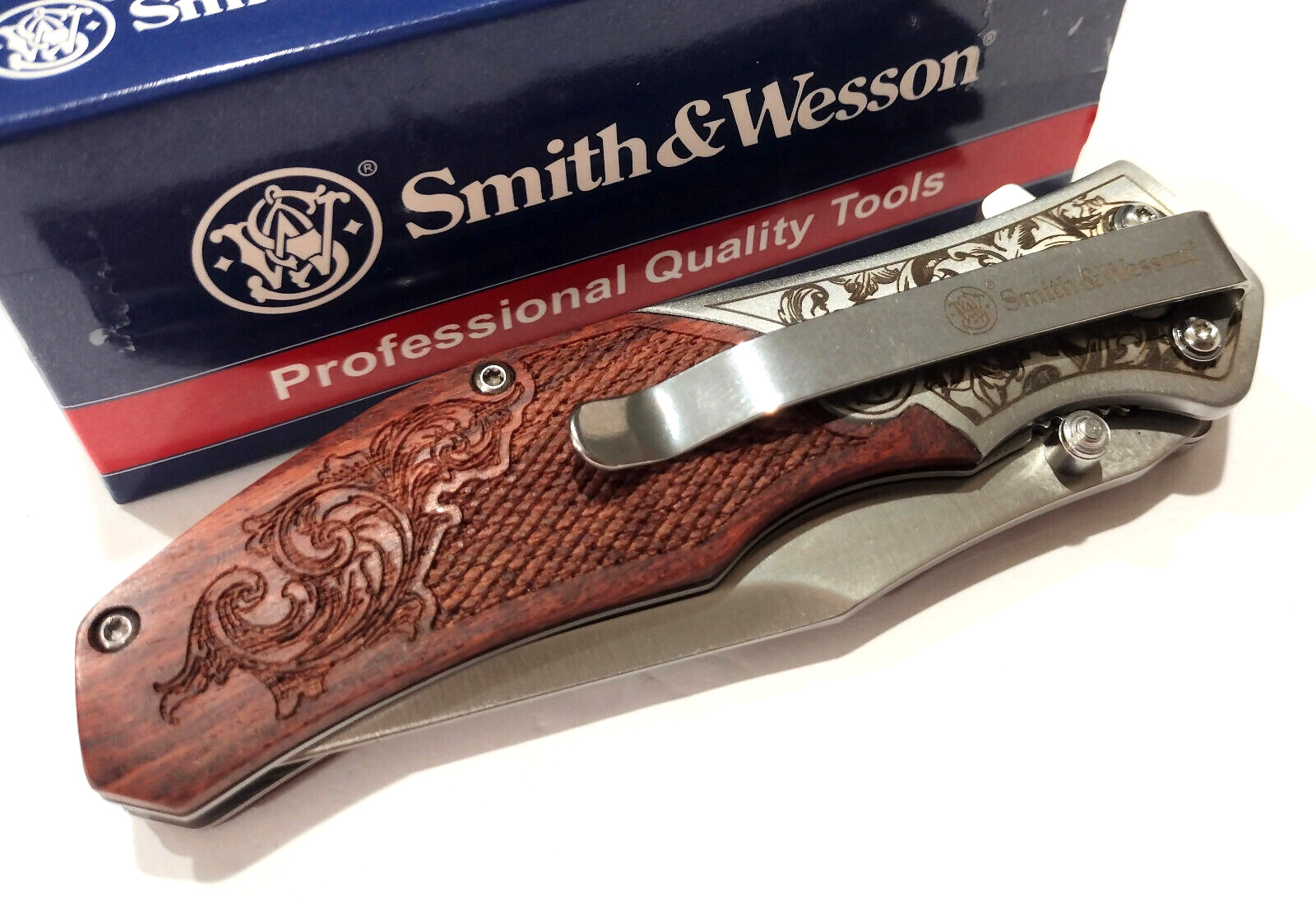 Smith & Wesson Unwavered Linerlock Spring Open Assisted Folding Pocket Knife EDC