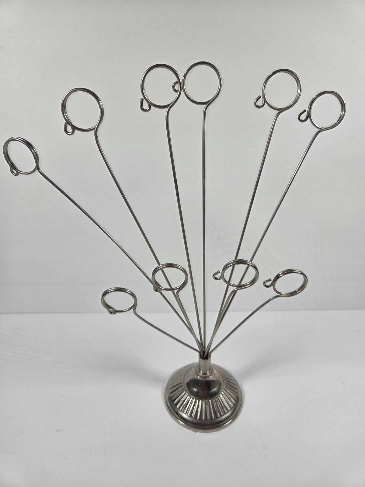 Vintage Silver Tone Wire Photo Holder 10 Clip Memo Card Display Stand 13″ Tall
