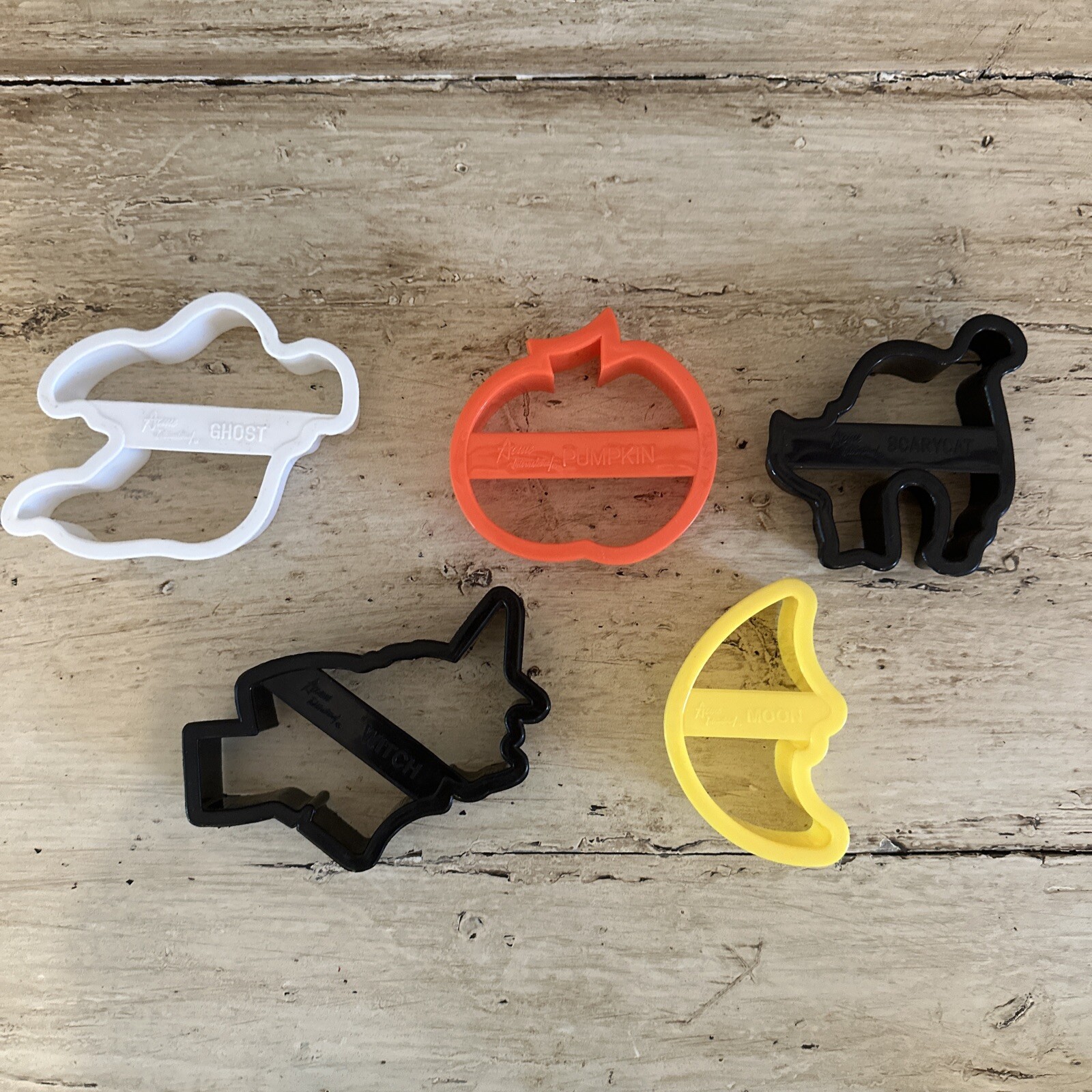 Vintage Halloween Acme International Cookie Cutters Plastic Ghost Witch Moon Cat