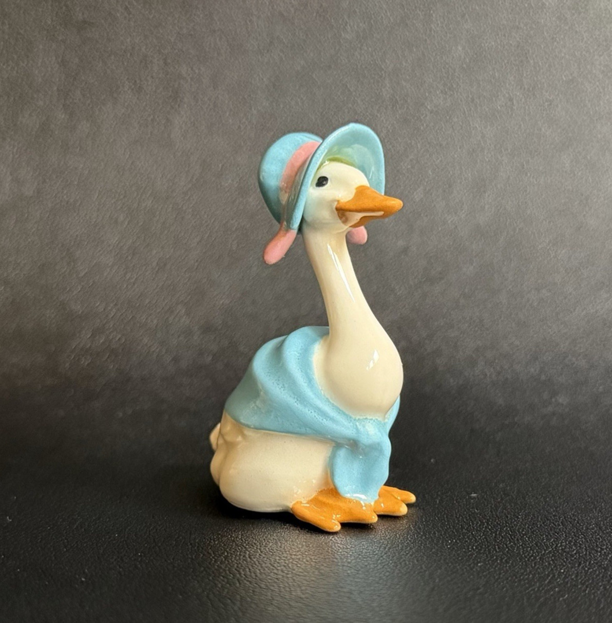 VTG Hagen Renaker New Mother Goose Bird Blue Porcelain Figurine #2057 Miniature