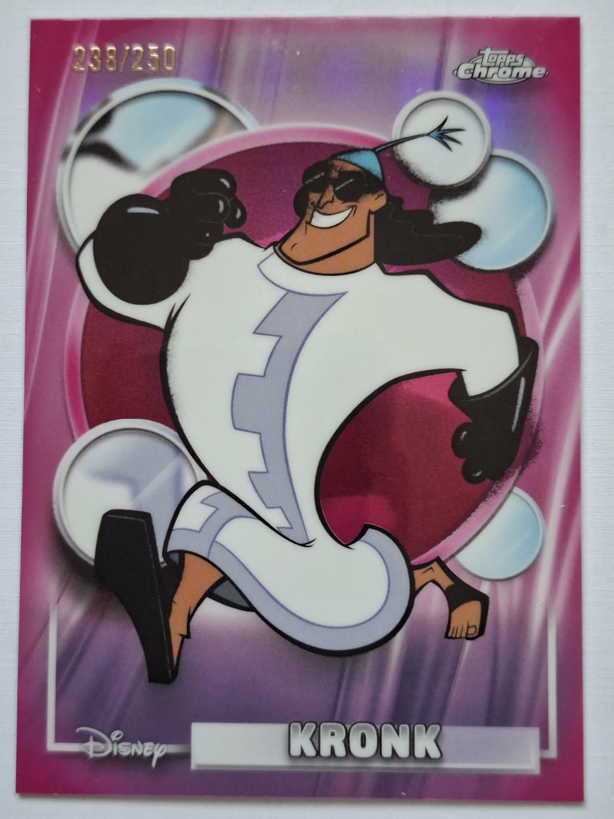 KRONK 2026 Topps Chrome Disney #18 Pink Refractor 238/250 Emperor’s New Groove